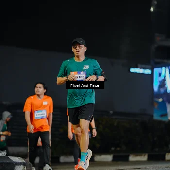 Runner Photo 7795347