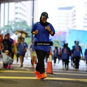 Runner Photo 7795350