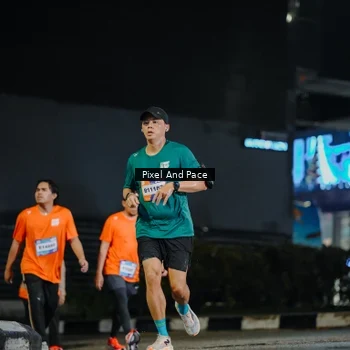 Runner Photo 7795359