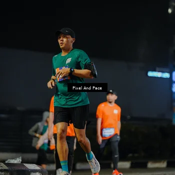 Runner Photo 7795366