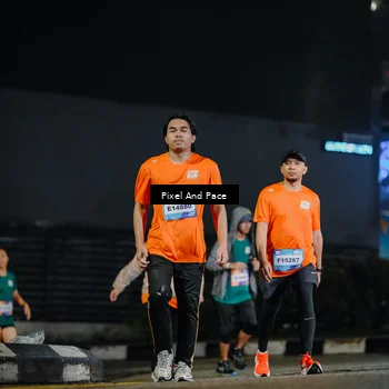 Runner Photo 7795368