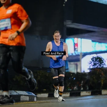 Runner Photo 7795388