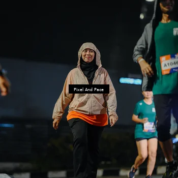 Runner Photo 7795405