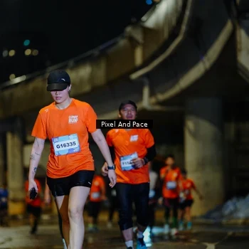 Runner Photo 7795415