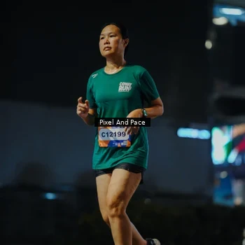 Runner Photo 7795427