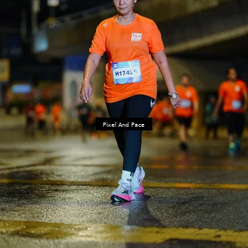 Runner Photo 7795438