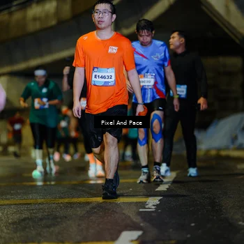 Runner Photo 7795476