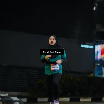 Runner Photo 7795493