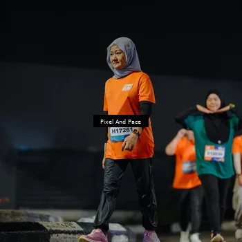 Runner Photo 7795542