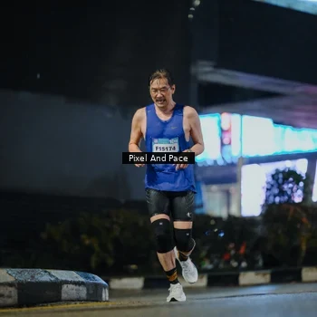 Runner Photo 7795580