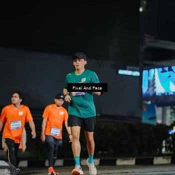 Runner Photo 7795585