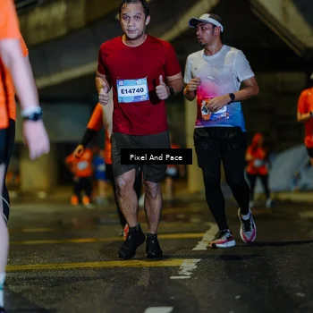Runner Photo 7795616