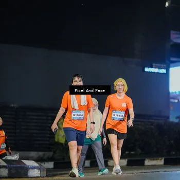 Runner Photo 7795624