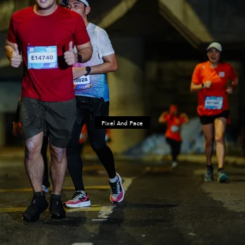 Runner Photo 7795638