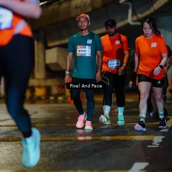 Runner Photo 7795641
