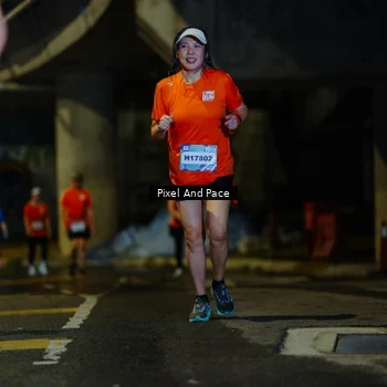 Runner Photo 7795647