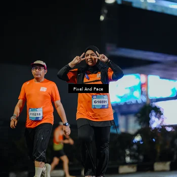 Runner Photo 7795653