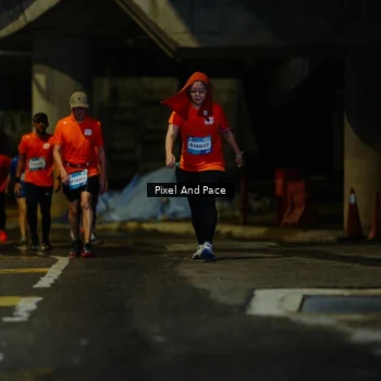 Runner Photo 7795694