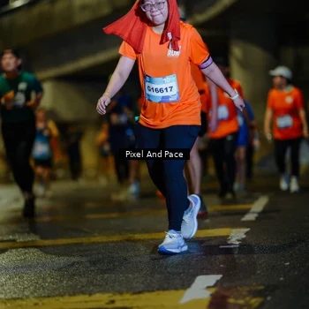 Runner Photo 7795706