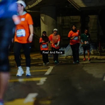 Runner Photo 7795732