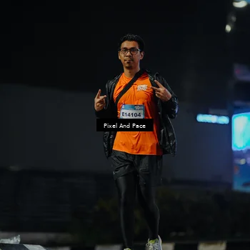 Runner Photo 7795739