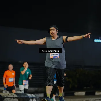 Runner Photo 7795754