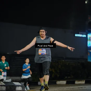 Runner Photo 7795757
