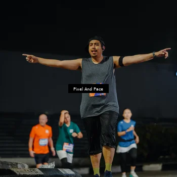 Runner Photo 7795763