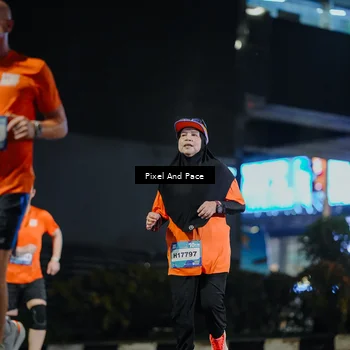 Runner Photo 7795834