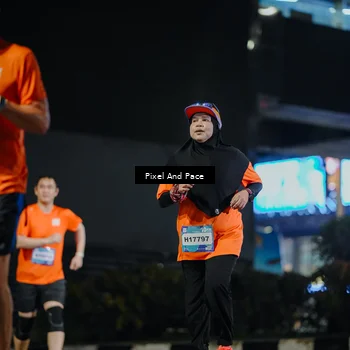 Runner Photo 7795838