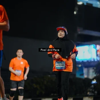 Runner Photo 7795844