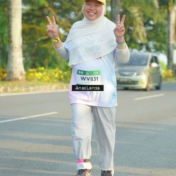 Runner Photo 7795871