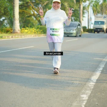 Runner Photo 7795877