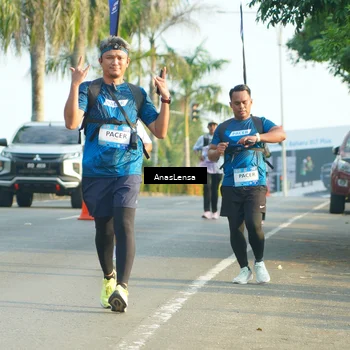 Runner Photo 7795926