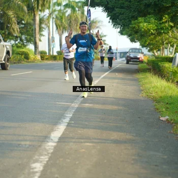 Runner Photo 7795956