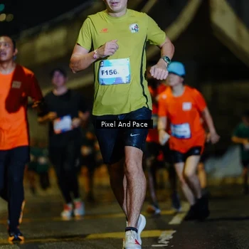 Runner Photo 7795958