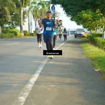 Runner Photo 7795960