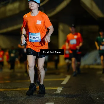 Runner Photo 7795992