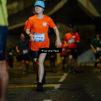 Runner Photo 7796002