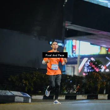 Runner Photo 7796003