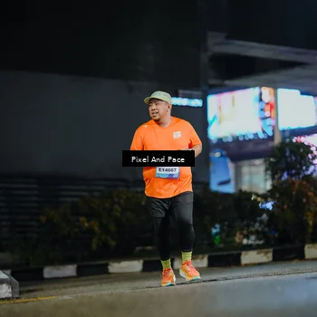 Runner Photo 7796007
