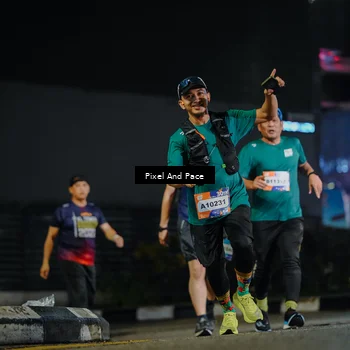 Runner Photo 7796009