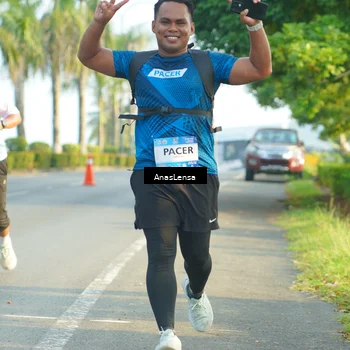 Runner Photo 7796021