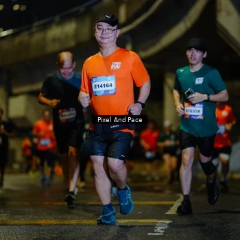 Runner Photo 7796025