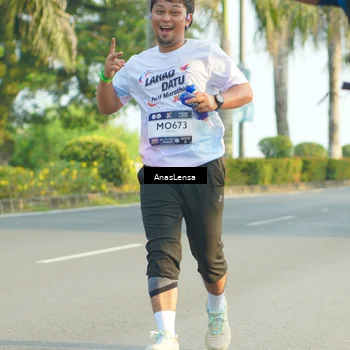 Runner Photo 7796031