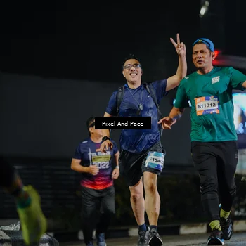 Runner Photo 7796041