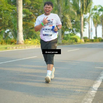 Runner Photo 7796049