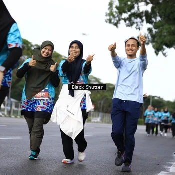 Runner Photo 7796056