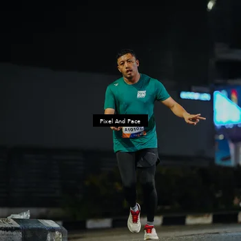 Runner Photo 7796067