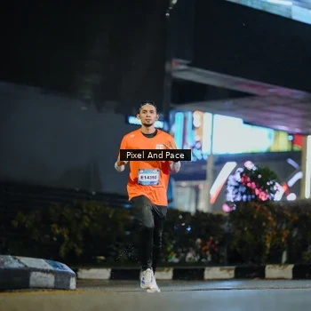 Runner Photo 7796085